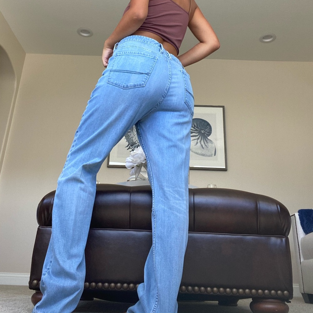 LIGHT BLUE WASH TOMMY BAHAMA JEANS